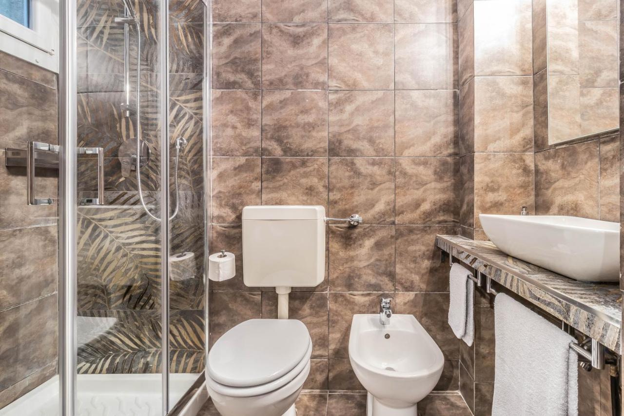 "Suite Porta Venezia Duomo" Metro - Wi-Fi - Netflix ميلان المظهر الخارجي الصورة
